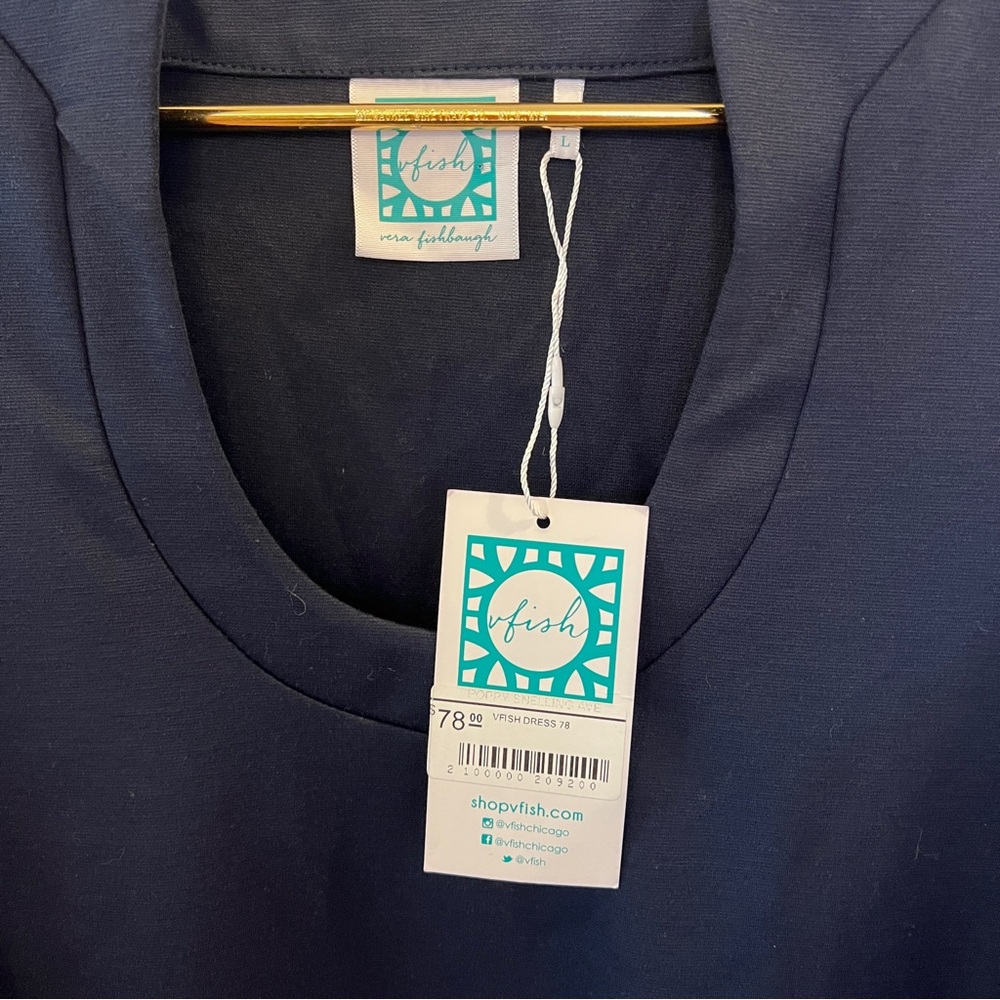 Vfish NWT Large Navy 3/4 Sleeve Classic Scoop Neck Dress